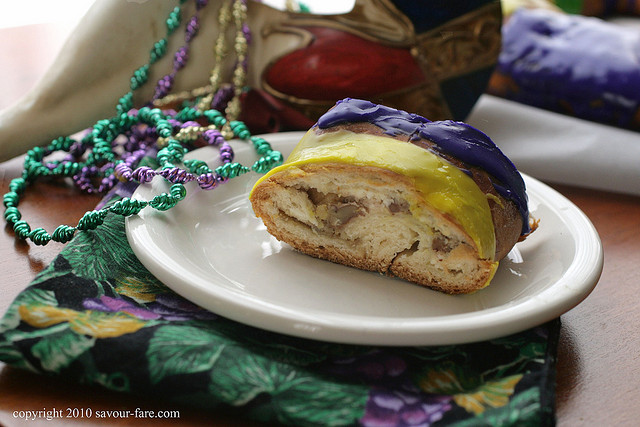 Cream Cheese Praline King Cake Mardi Gras