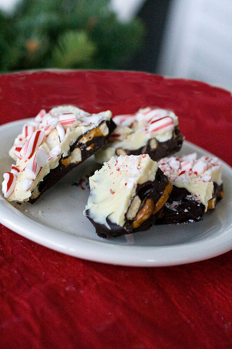 Peppermint Pretzel Bark